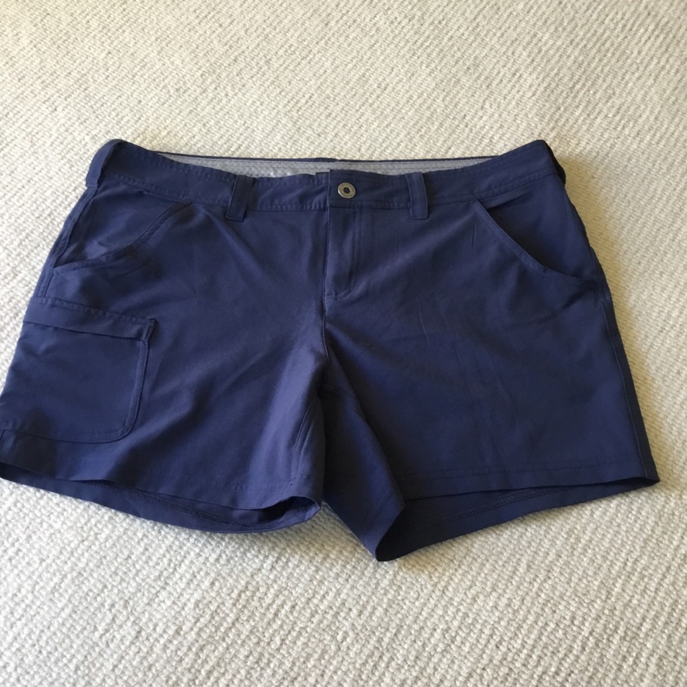 The North Face Women's Deep Blue Cargo Shorts
